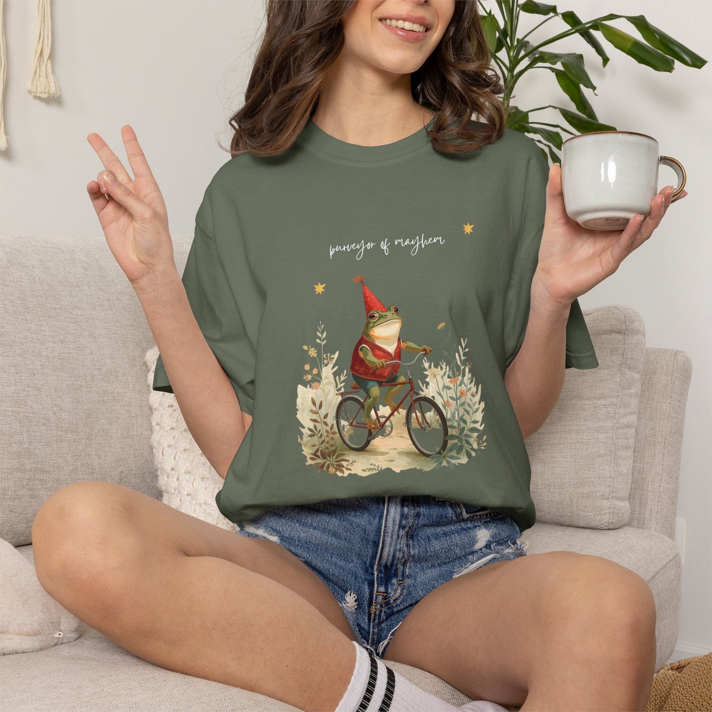 Comfort Colors 1717 Purveyor of Mayhem Frog Wizard Bike Tee